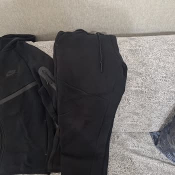 Nike Eşofman Takımının Renk Atması Ve İlgisiz Müşteri Hizmeti