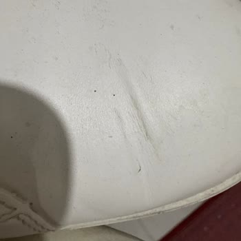 Birkaç Kullanımda Ayakkabıda Şaşırtıcı Bozulma Ve Baloncuk Sorunu