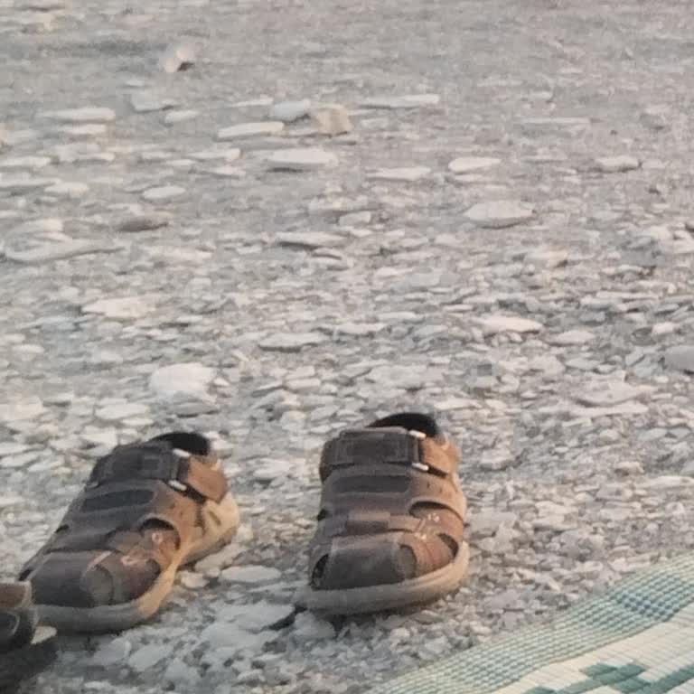 Deichmann Kısa Sürede Kullanılamaz Hale Gelen Sandalet İçin İade Veya Değişim Talebi