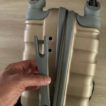 Uçuş Sonrası Valizlerim Kırıldı, Mağduriyetim Giderilmedi