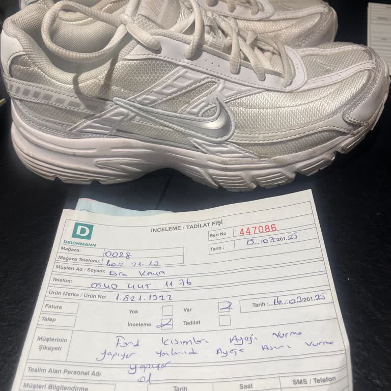 Dört Ayda Parçalanan Nike Ayakkabı Ve Garanti Reddi