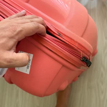 Ajet Valiz Hasarı Sonrası İlgisizlik Ve Çözüm Alamama Deneyimi