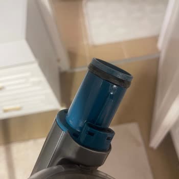 Philips Aqua Plus 8000 Serisi Süpürge Sürekli Arızalanıyor Ve Filtre Sorunu Çözülmüyor