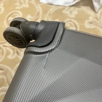 Kısa Sürede Kırılan Valiz Ve Mağduriyet