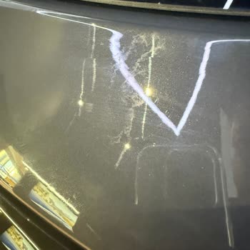 Sıfır Araçta Teslimat Fiyaskosu: Kirli Ve Hasarlı Araç Şoku!