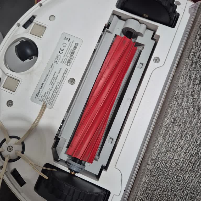 Kullanılmış Ve Eksik Parçalı Robot Süpürgeyi Yeni Diye Sattılar