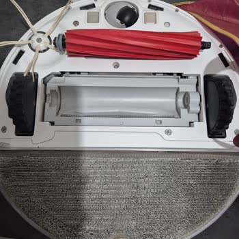 Kullanılmış Ve Eksik Parçalı Robot Süpürgeyi Yeni Diye Sattılar