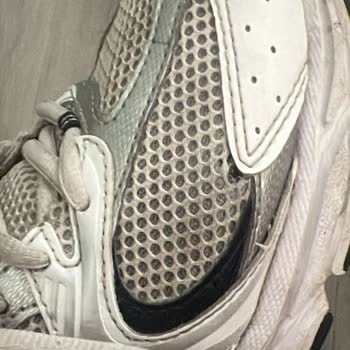 I Face Mesh Tearing on My New Balance 530 Shoes After 4 Months of Light Use