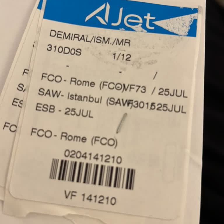 Ajet Kaybolan Bavullarım İçin Çözüm Sunmuyor Mağduriyetim Artıyor