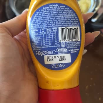 Calve Cheddar Sosun Tadı Ve Kokusu Her Zamankinden Farklı Ve Ekşi