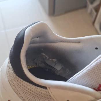 Kısa Sürede Deforme Olan Adidas Ayakkabı Ve İlgisiz Müşteri Hizmetleri
