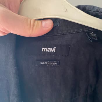 Mavi Gömlekte Üretim Hatası Ve Mağaza İlgisizliği Hayal Kırıklığı Yarattı