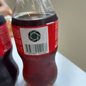 Aynı Markadan Aldığım Kolaların Renkleri Belirgin Şekilde Farklı