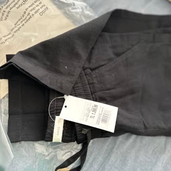 Mango Sent Me the Wrong Skirt Again and Refused In-Store Resolution