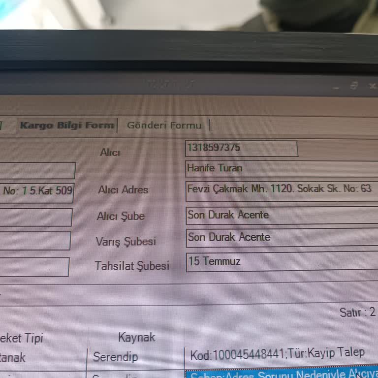 Kargo Kayboldu Ücretim İade Edilmiyor İki Firma Da Sorumluluk Almıyor