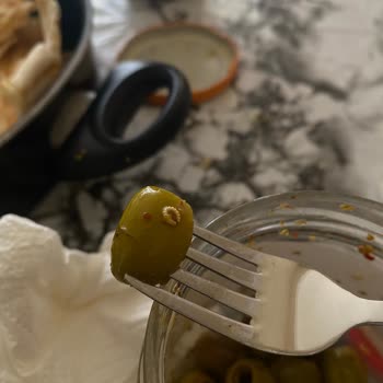 BİM'den Aldığım Zeytinden Kurt Çıktı, Hayal Kırıklığına Uğradım