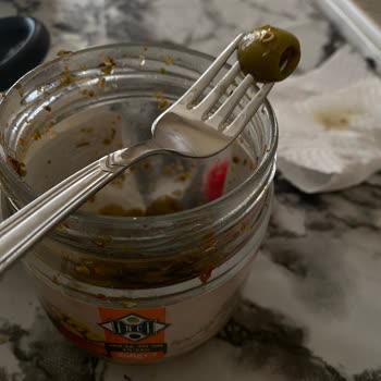 BİM'den Aldığım Zeytinden Kurt Çıktı, Hayal Kırıklığına Uğradım