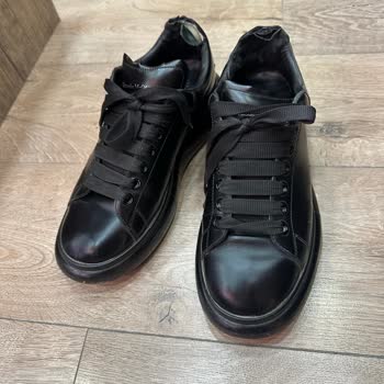 I Watched My Alexander McQueen Shoes from Beymen Tear Apart in Less Than a Year