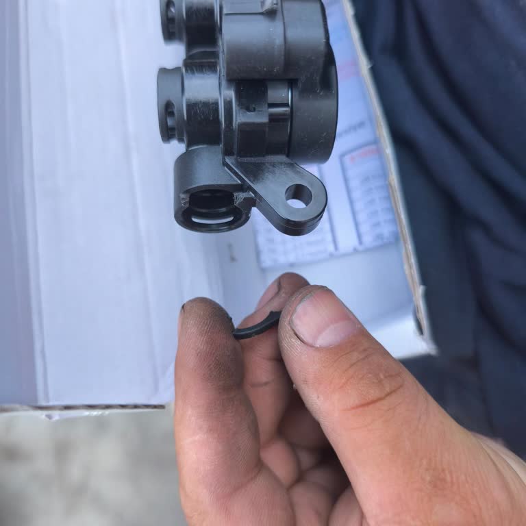 Kırık Gelen Ürün İçin İade Reddi Ve Satıcıya Öncelik Verilmesi