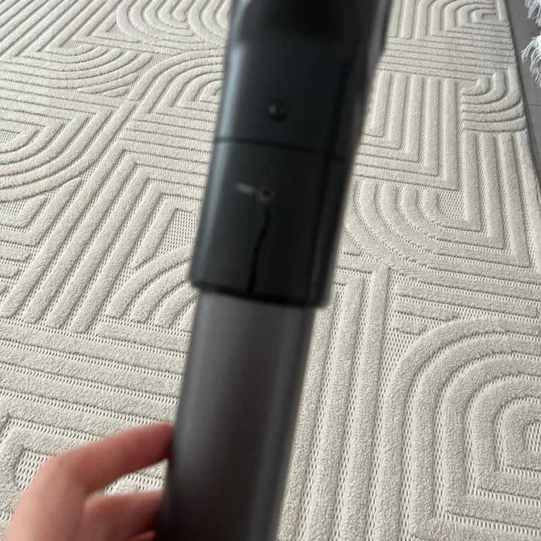 Philips Aqua Trio 9000 Süpürgenin Sapı Temizlik Sırasında Kırıldı Kullanamıyorum