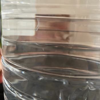 Akkent Mahallesi'nde Satın Alınan Suların Kalitesinde Düşüş Ve Yabancı Maddeler