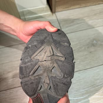 Skechers Ayakkabıda Üretim Hatası Ve Yetersiz Müşteri Hizmeti