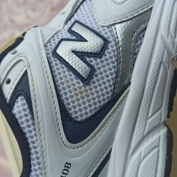 Yeni Alınan Üründe Sarı Lekeler Ve Mağduriyet