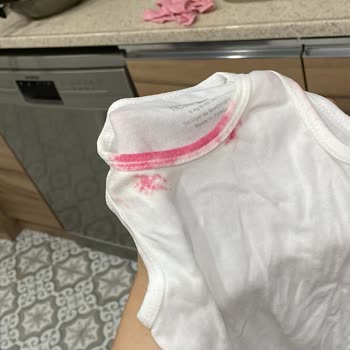 Domestos Kıyafetlerimi Mahvetti, Ücret İadesi İstiyorum