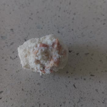 Satın Aldığım Lor Peynirinden Yabancı Madde Çıkması Ve Hijyen Endişesi