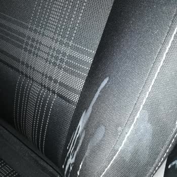 Migros'tan Aldığım Kefir Bozuk Çıktı, Araba Koltuğum Zarar Gördü