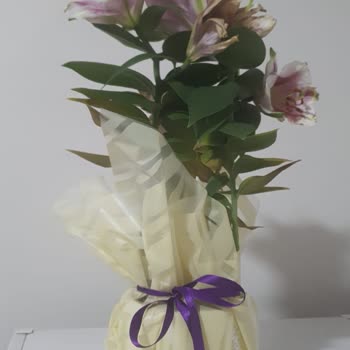 Onaylanan Çiçekle Gönderilen Çiçek Farklı Paramızla Rezil Olduk