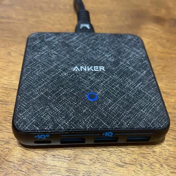 Problemas con batería hinchada en power bank Anker y falta de soporte