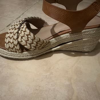 Derimod'dan Aldığım Ayakkabı Kısa Sürede Deforme Oldu, Mağaza İlgisiz Kaldı