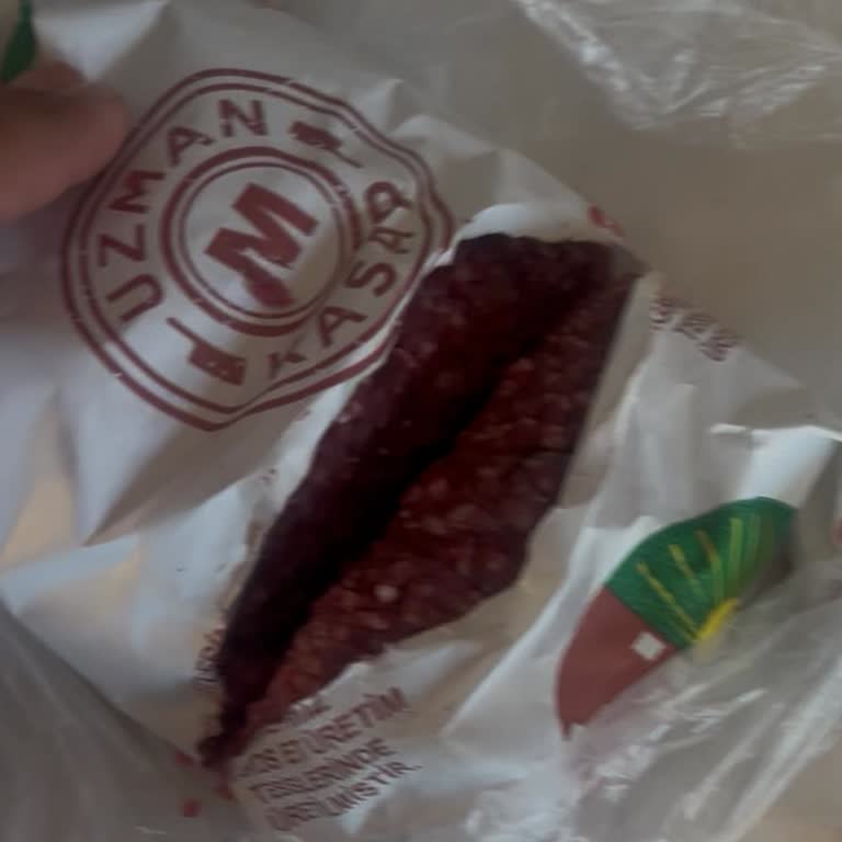 Migros Mağazasında Bozuk Kıyma Ve Yetersiz Personel Sorunu