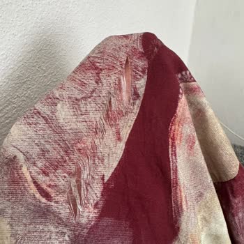 Aldığım Elbise İkinci Kullanımda Parçalandı, Satıcı İlgisiz