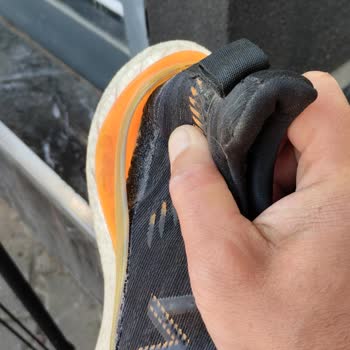 Aldığım Ayakkabıların Tabanı Kısa Sürede Tamamen Açıldı