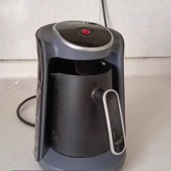 Arzum Okka Işıkları Yanıp Sönüyor
