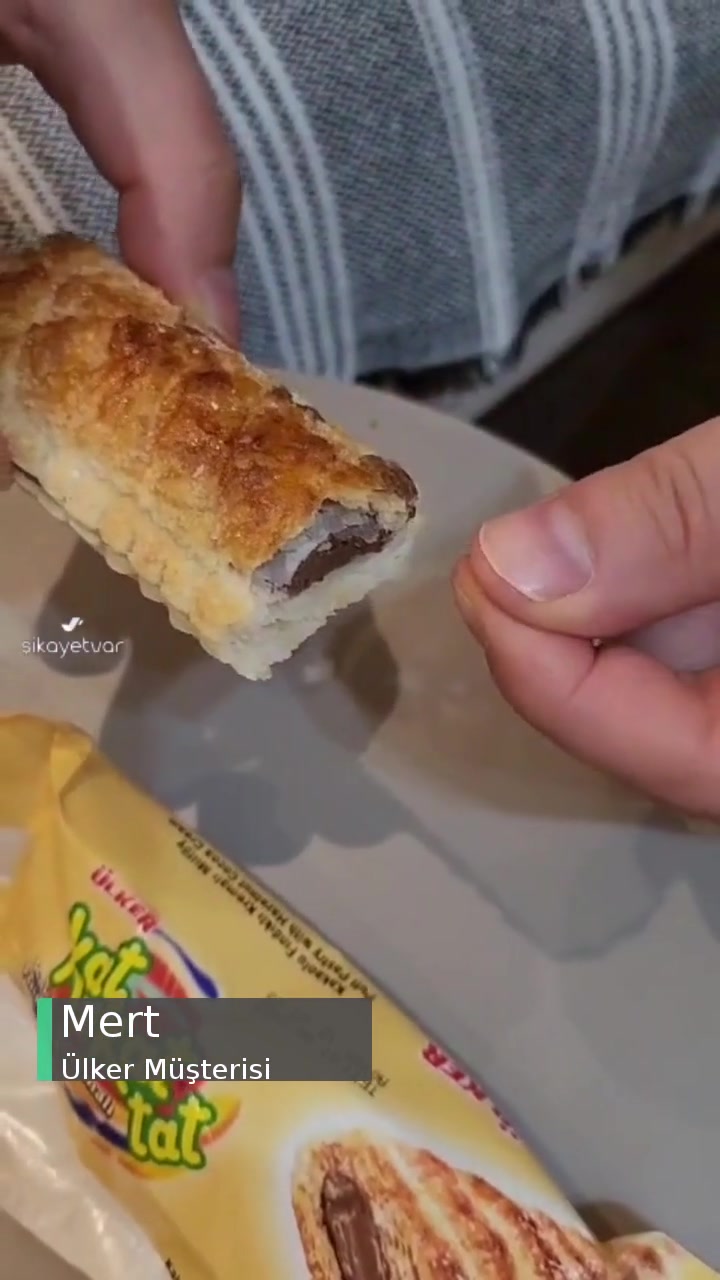 Ülker Ürünün İçinden Saç Çıktı! videonun kapak resmi