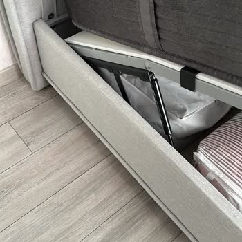 Baza Taşıyıcı Profili Eğildi Ürün Kalitesi Ve Müşteri Hizmetleri Hayal Kırıklığı