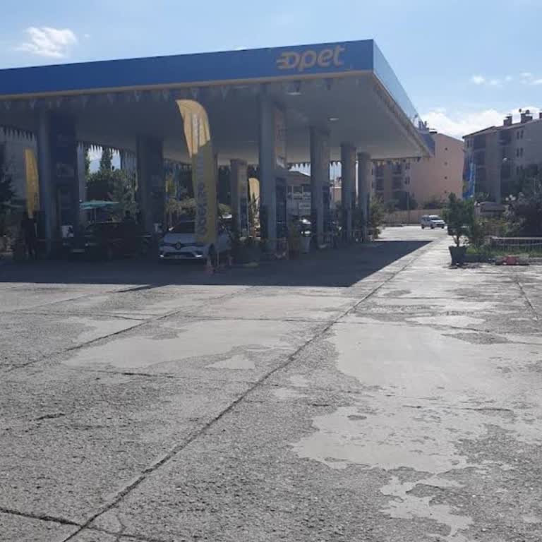 Sunpet İstasyonunda Personelin Kaba Davranışı Ve Hizmet Vermemesi