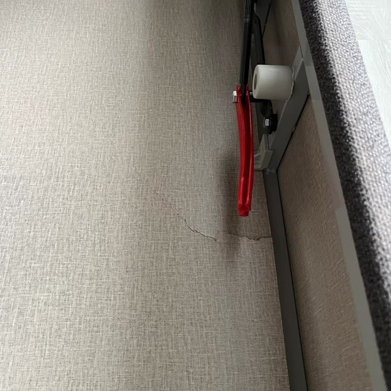 Kırık Parça, Geç Teslimat Ve Yoğun Koku: Yataş Mağazasından Büyük Hayal Kırıklığı