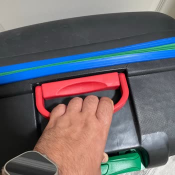 Polo Valiz Taşıma Kulpu İlk Kullanımda Kırıldı, Sistematik Üretim Hatası Şüphesi