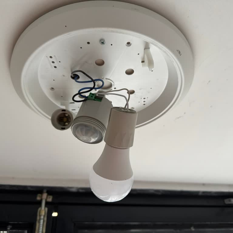 Buzdolabı Teslimatında Kırılan Sensörlü Lamba İçin Ödeme Talebim Karşılanmadı