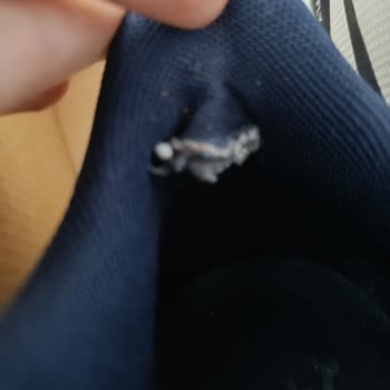 3 Ayda Yırtılan Reebok Ayakkabı İçin İade Talebim Reddedildi