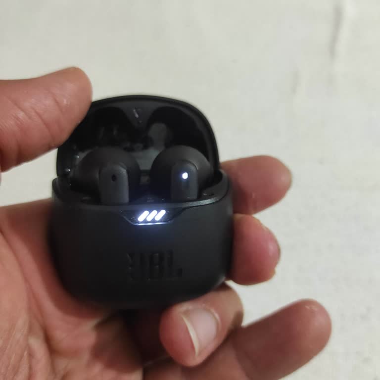 Yeni Alınan JBL Tune Flex Kulaklıkta Düşük Ses Ve Sol Kulaklık Arızası