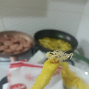 Sağlıksız Ve Eski Patateslerle Karşılaştım