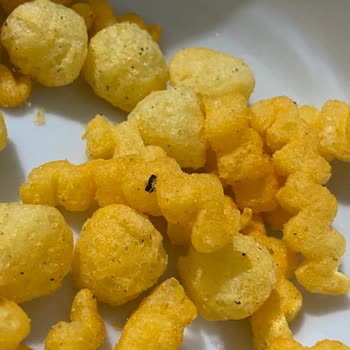 Çerezza Kokteyl Cips Paketinden Böcek Çıkması Nedeniyle Hayal Kırıklığı