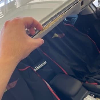 Cam Değişiminde Tavan Döşemesi Zarar Gördü, Çözüm Bekliyorum