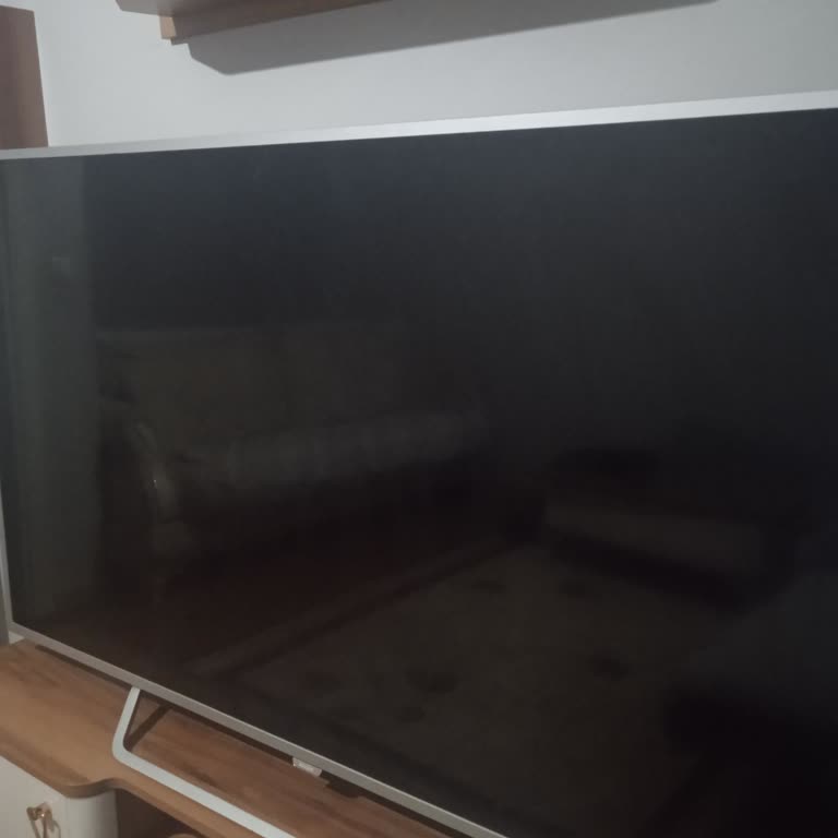 Yeni Alınan Televizyonun Ani Arızası ve Kullanıcı Mağduriyeti