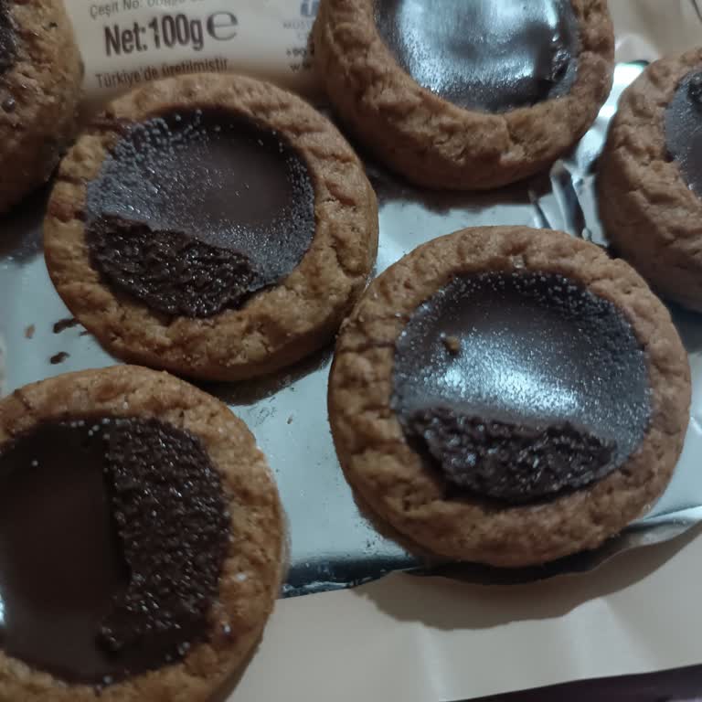 Küflü Bisküvi Nedeniyle Sağlık Sorunu Yaşadık